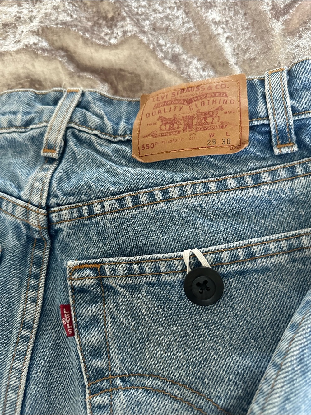 Levi’s Women’s Light Wash Wide Leg Jeans High Rise Vintage Inspired Denim